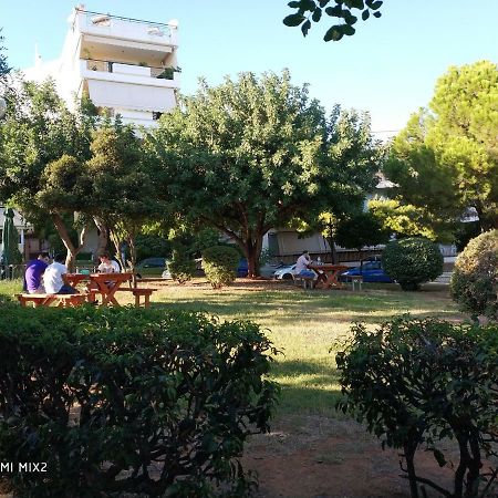 Beautiful House In Alimos Near To The Beach And Metro Athens Exterior photo